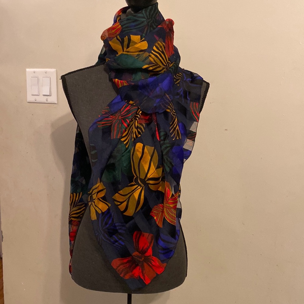 Marc Rozier Paris Bows square silk  scarf